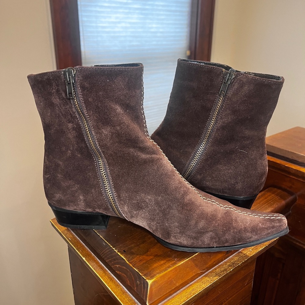 Sundance Brown Suede Pointed Toe Zipper Ankle Boots Made in Italy Womens Size 37 - Picture 6 of 10